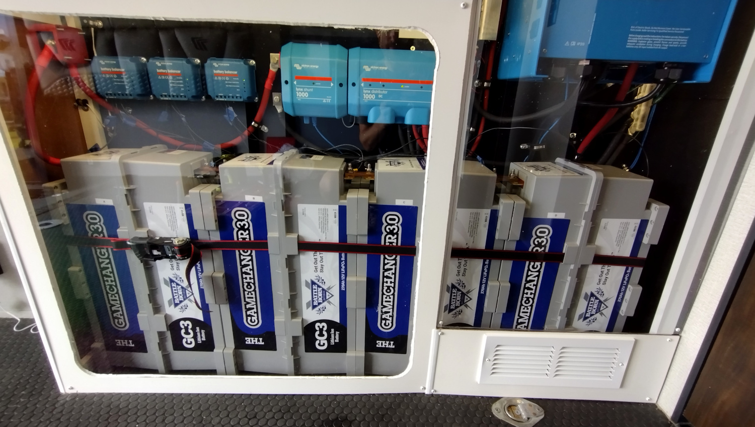 Mobile RV Solar Installation Gallery
