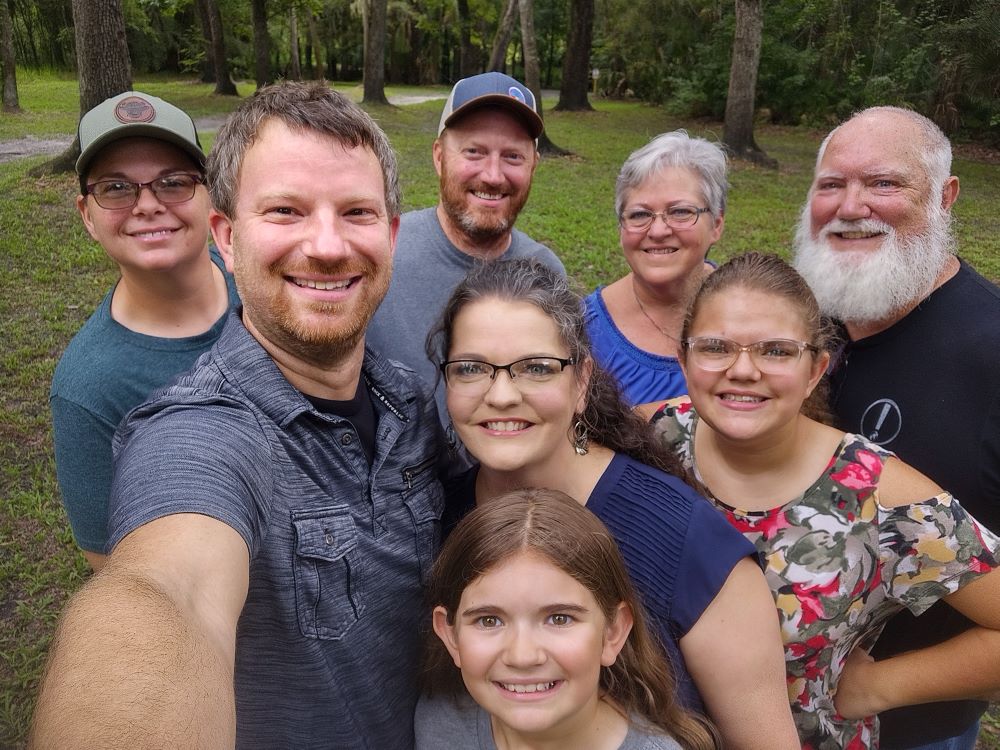 That Mobile RV Guy Family Picture